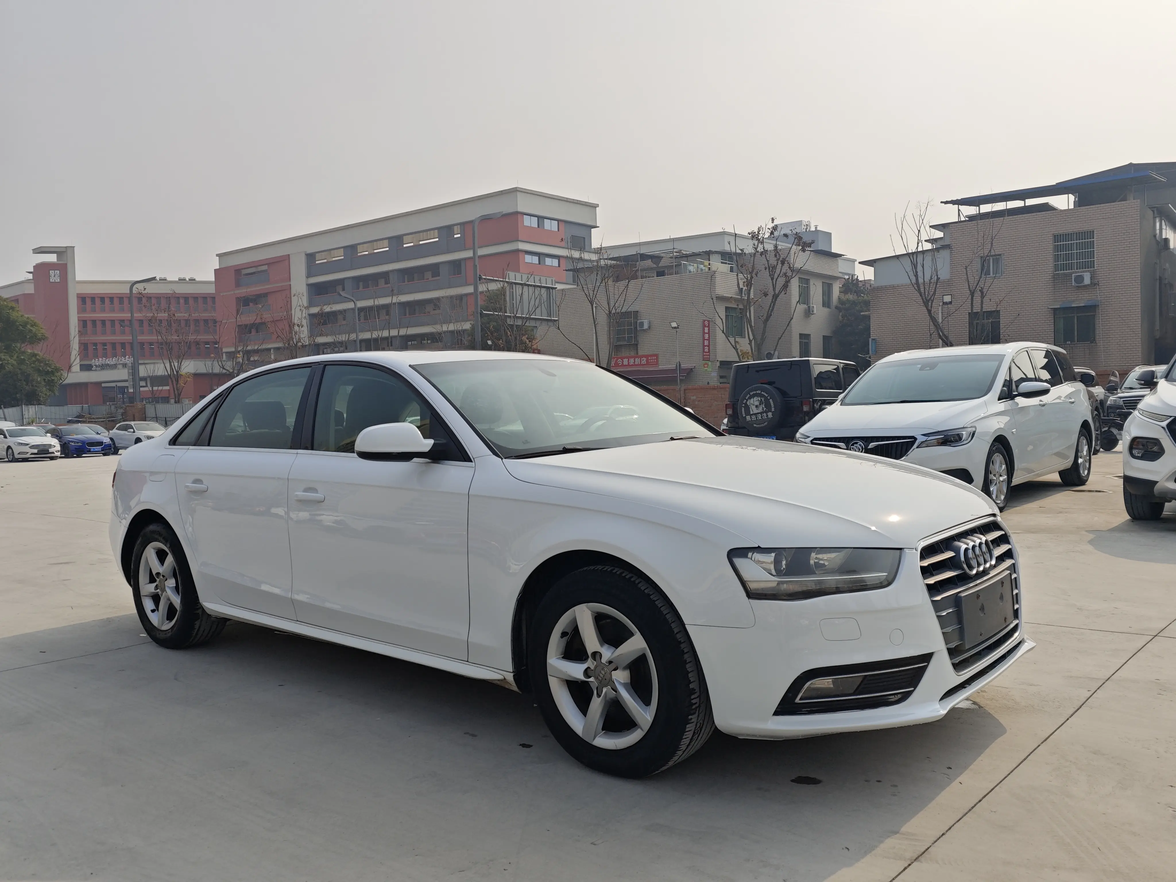 Audi A4L  из Китая