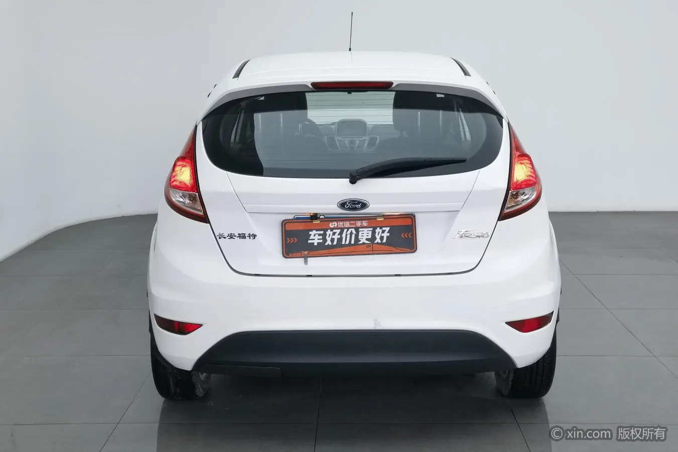 Ford Carnival  из Китая