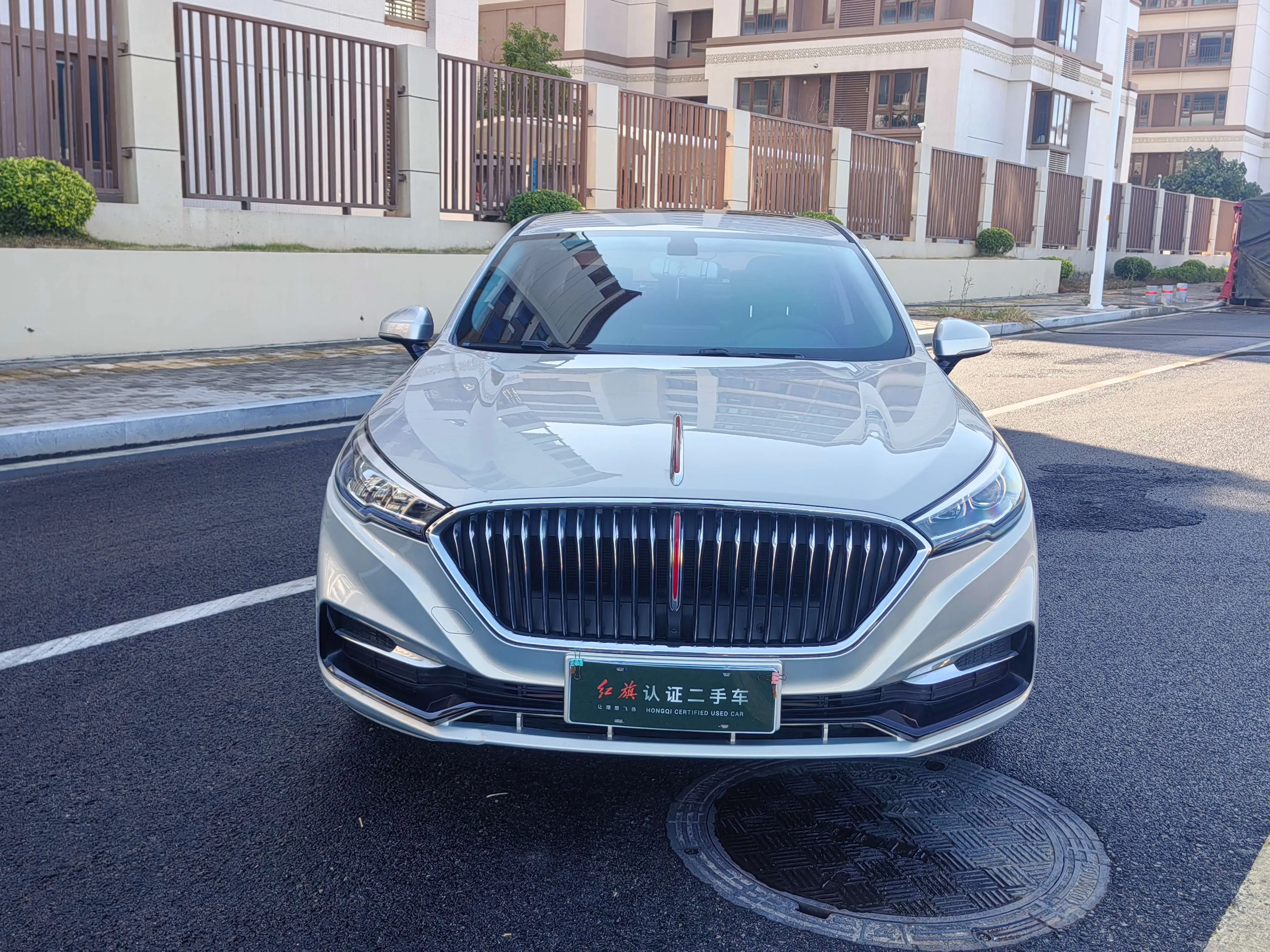 Hongqi H5 classic  из Китая