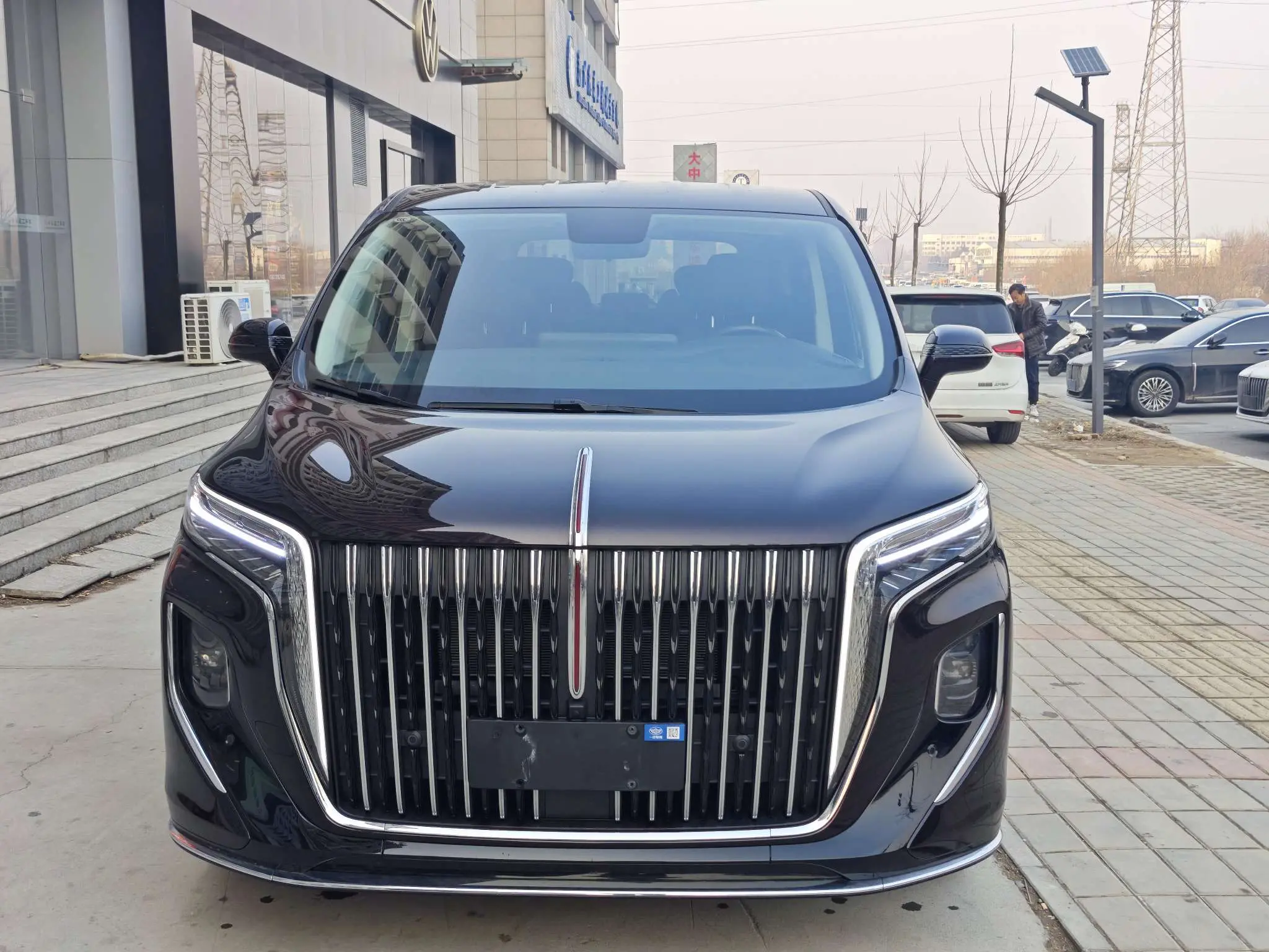Hongqi HQ9 PHEV  из Китая
