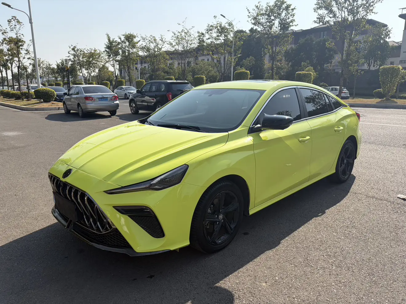 MG 5 Scorpio  из Китая