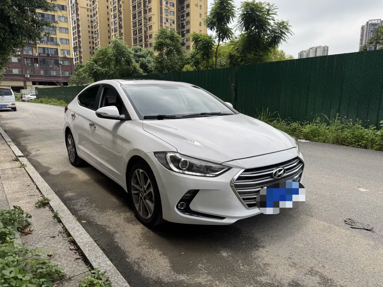 Hyundai Lead