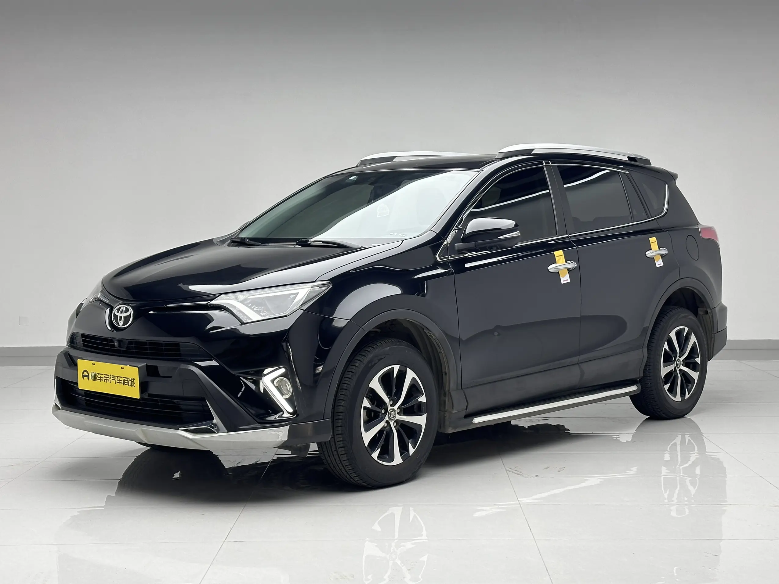 Toyota RAV4  из Китая