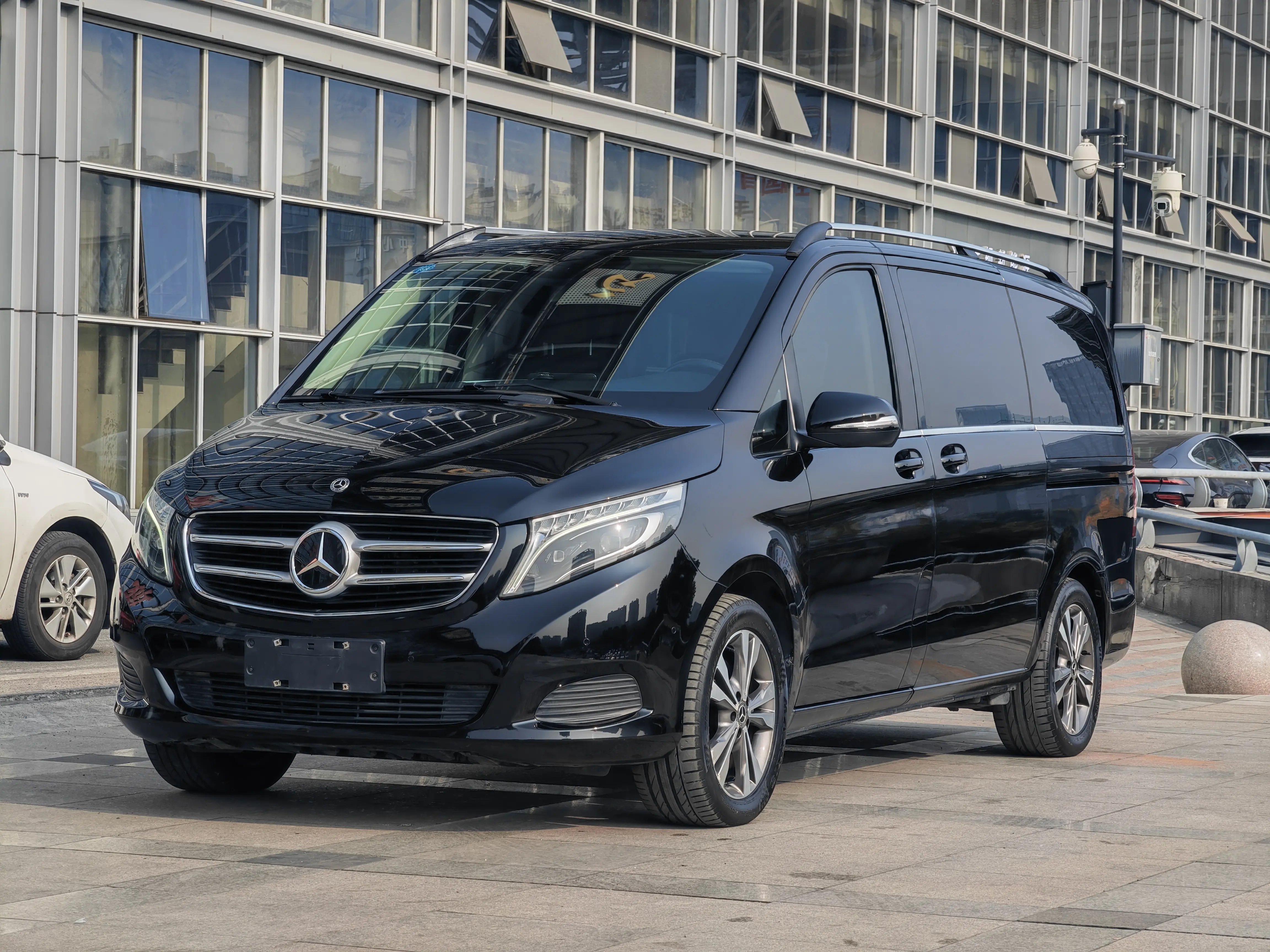 Mercedes-Benz Mercedes Benz V Class  из Китая