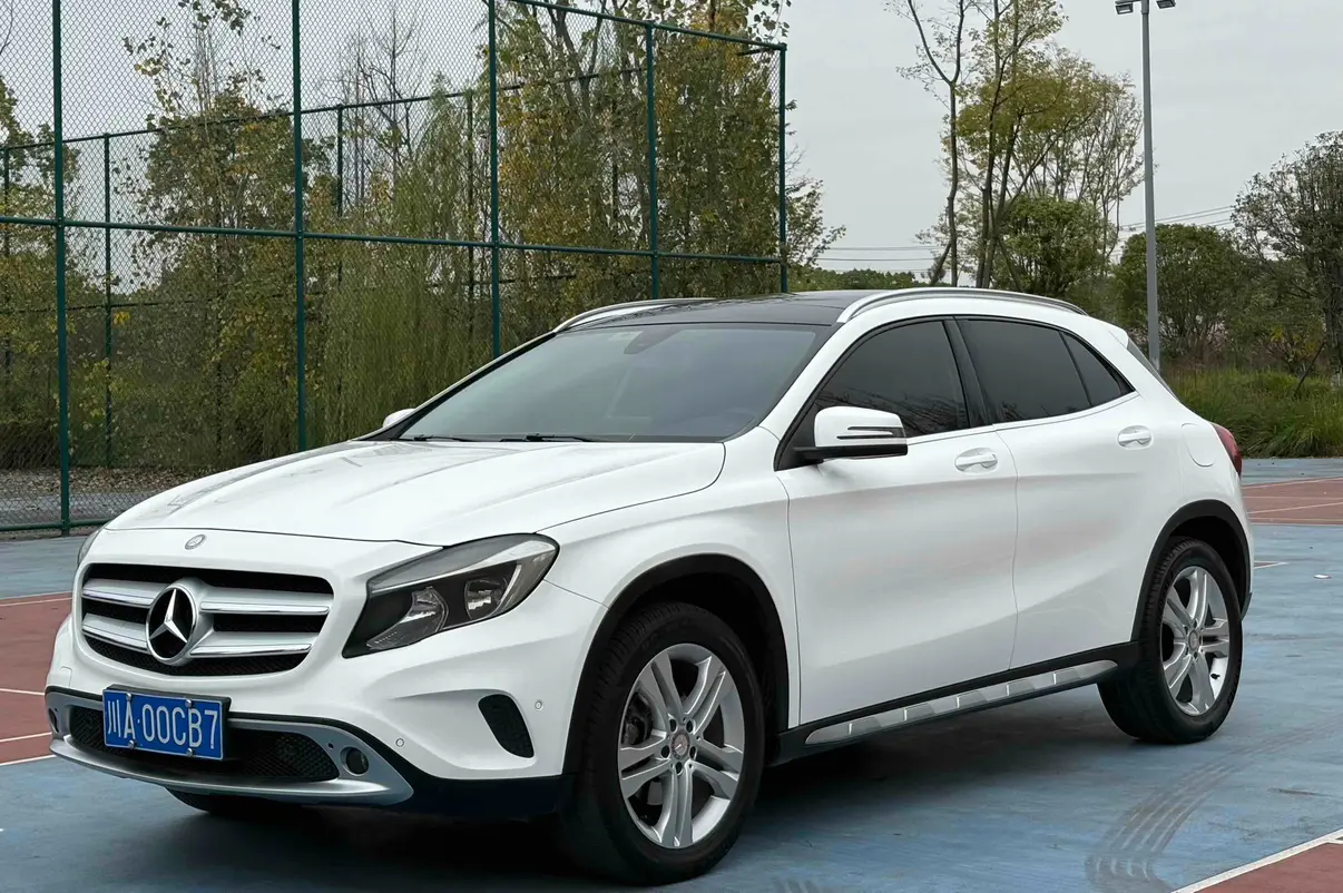 Mercedes-Benz GLA  из Китая