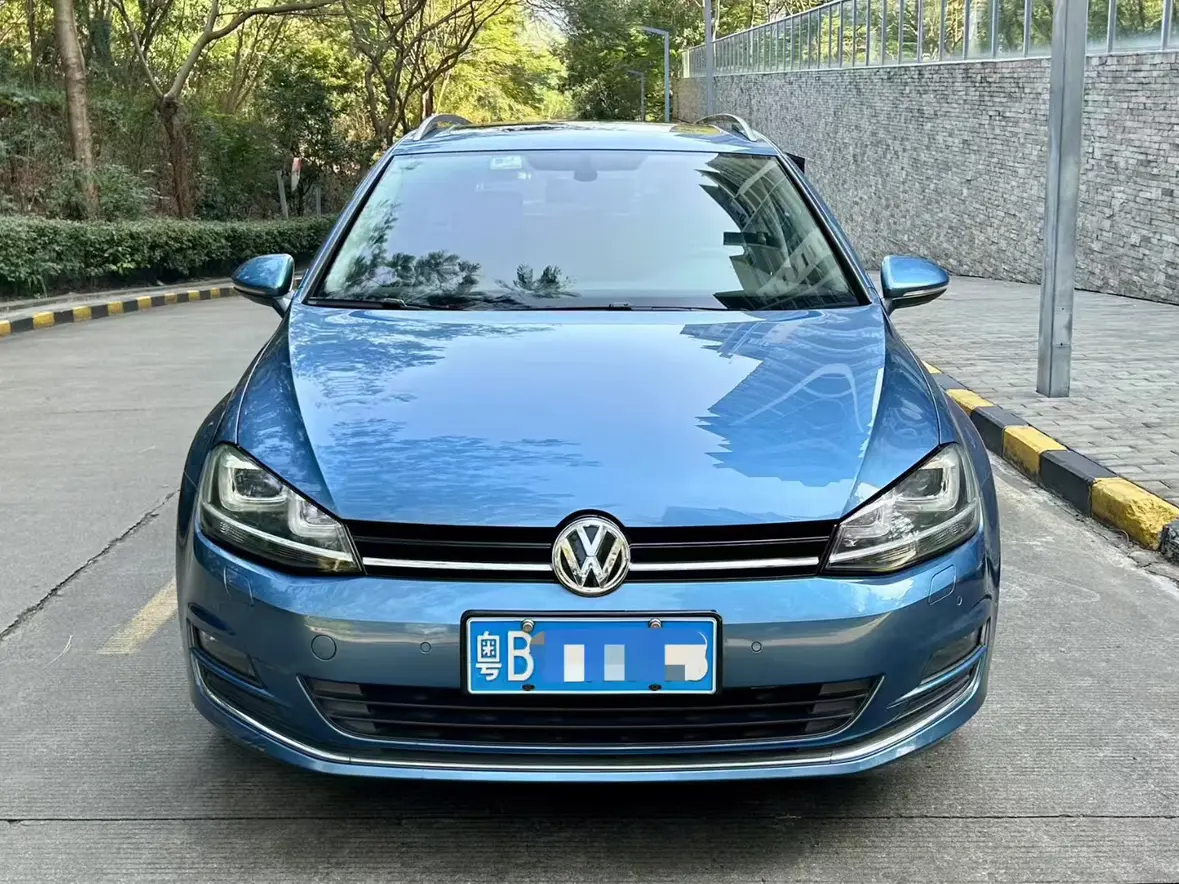 Volkswagen Golf  из Китая