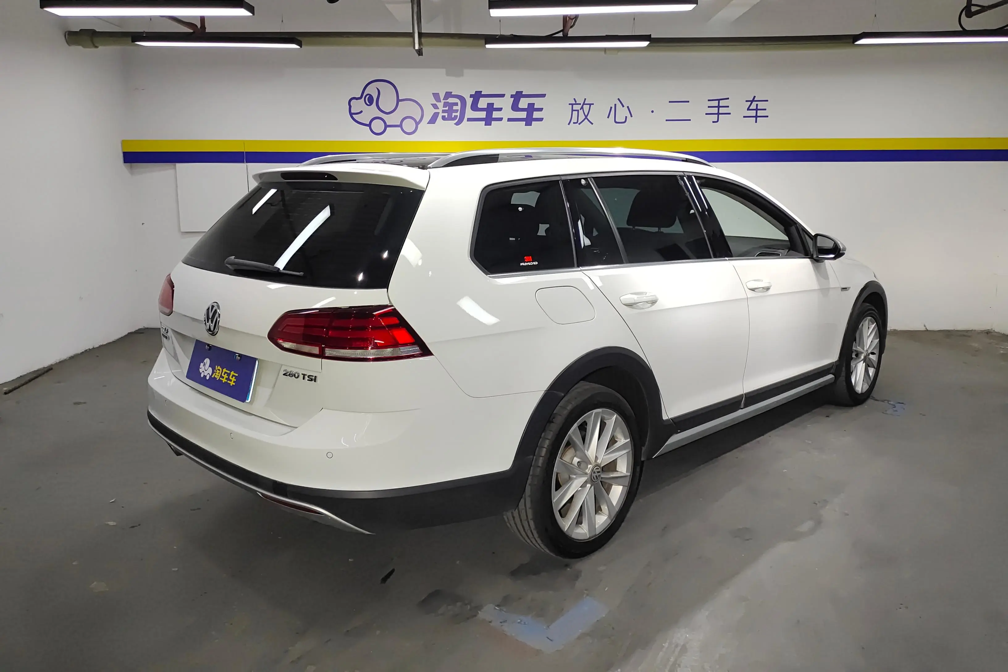 Volkswagen Golf  из Китая