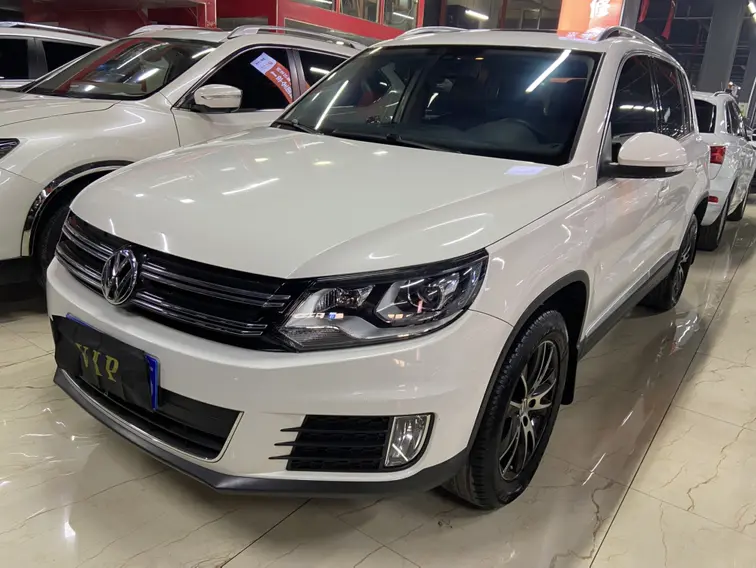 Volkswagen Tiguan  из Китая