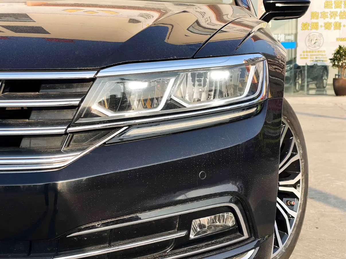 Volkswagen Hui Ang  из Китая