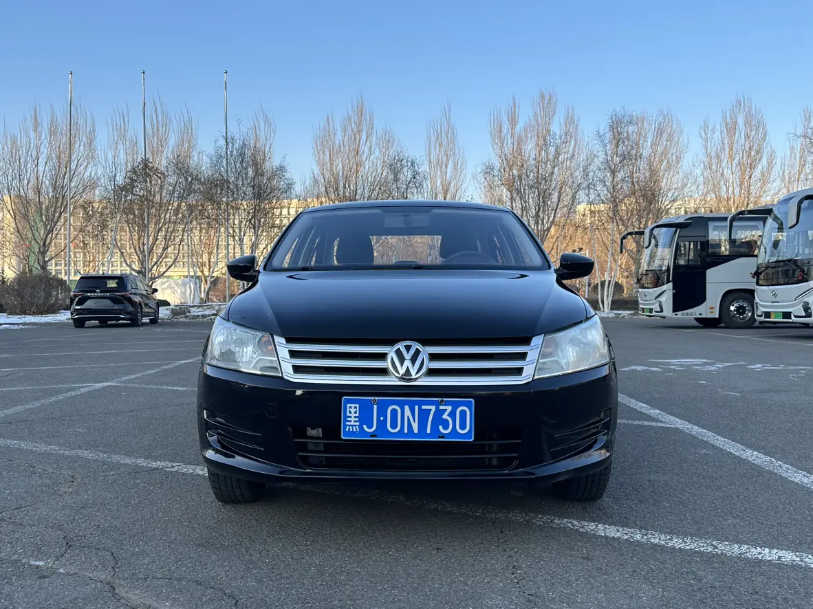 Volkswagen Santana  из Китая