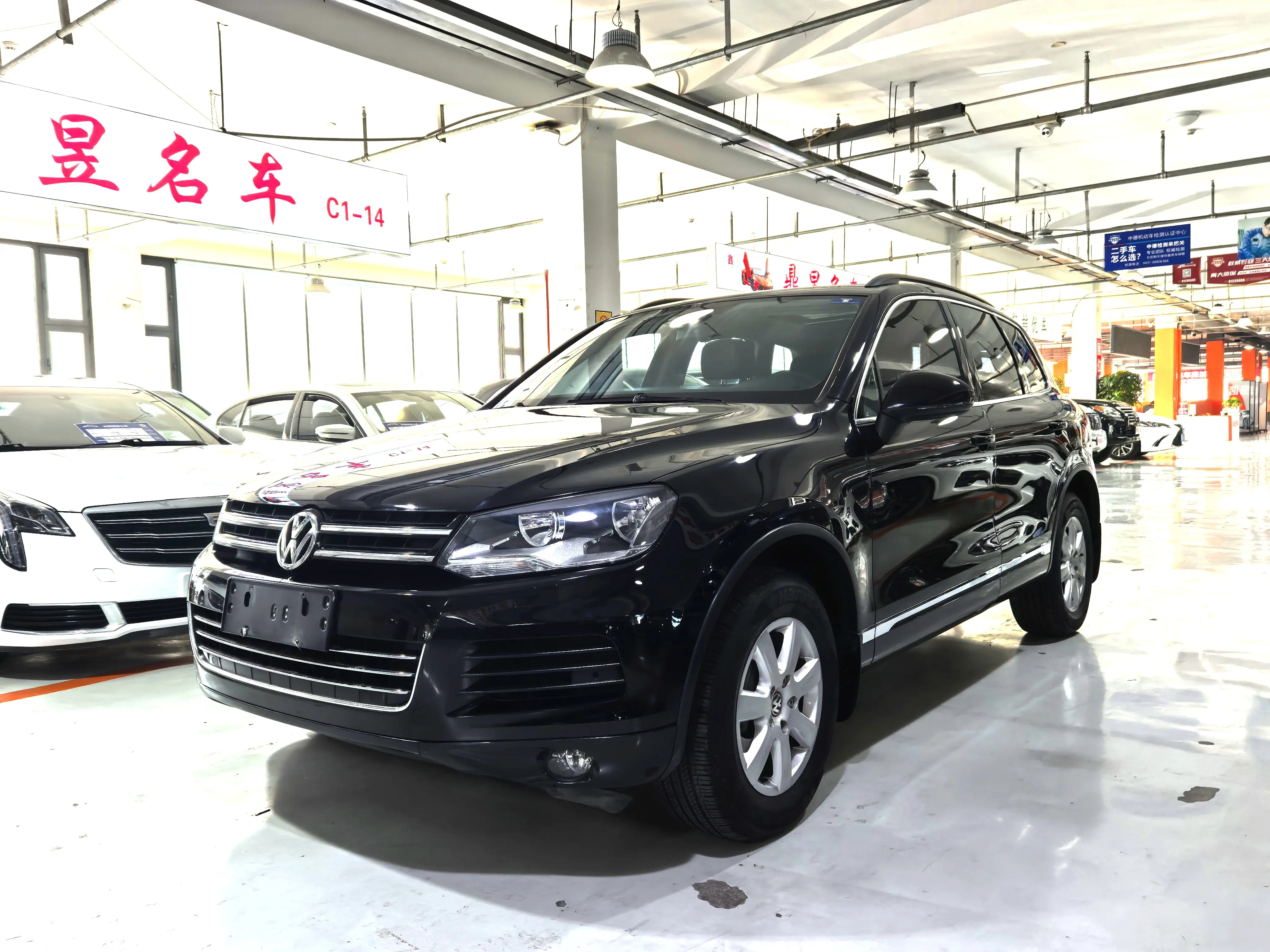 Volkswagen Touareg  из Китая