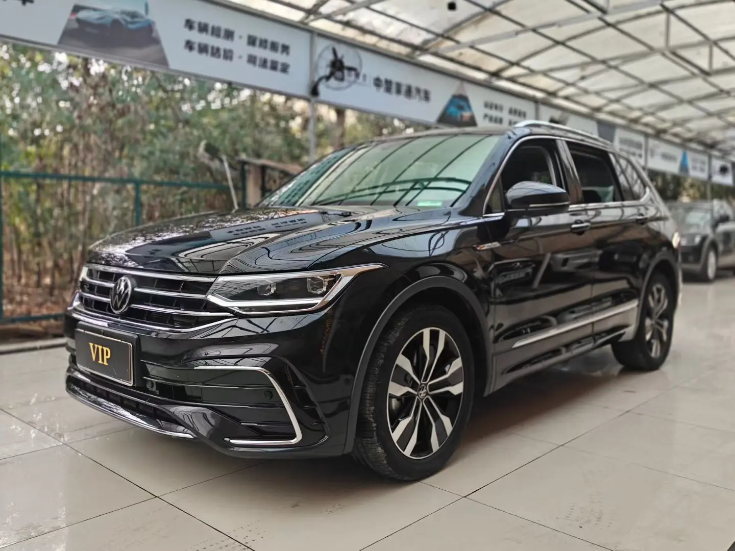 Volkswagen Tiguan L  из Китая