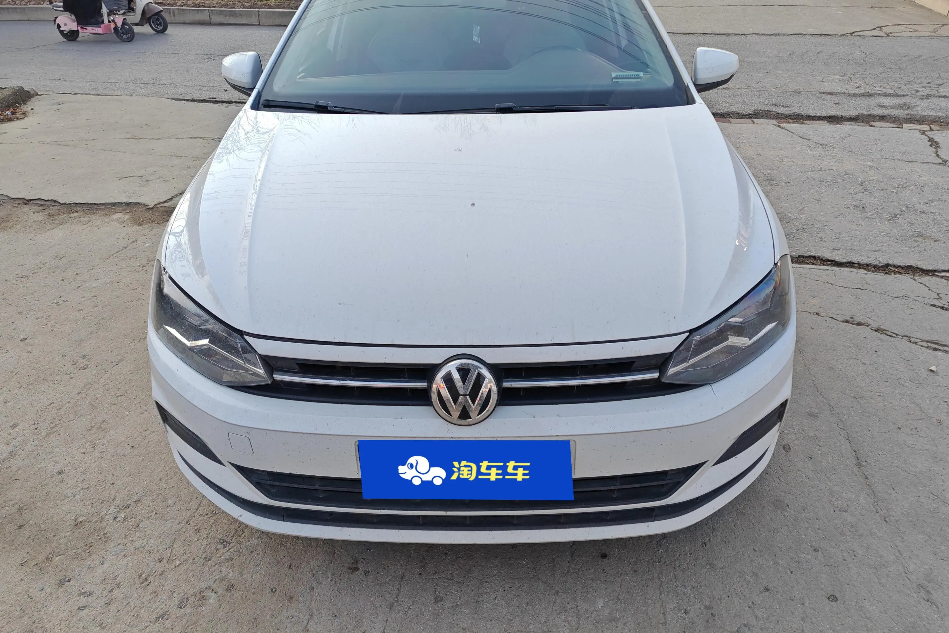 Volkswagen Polo  из Китая