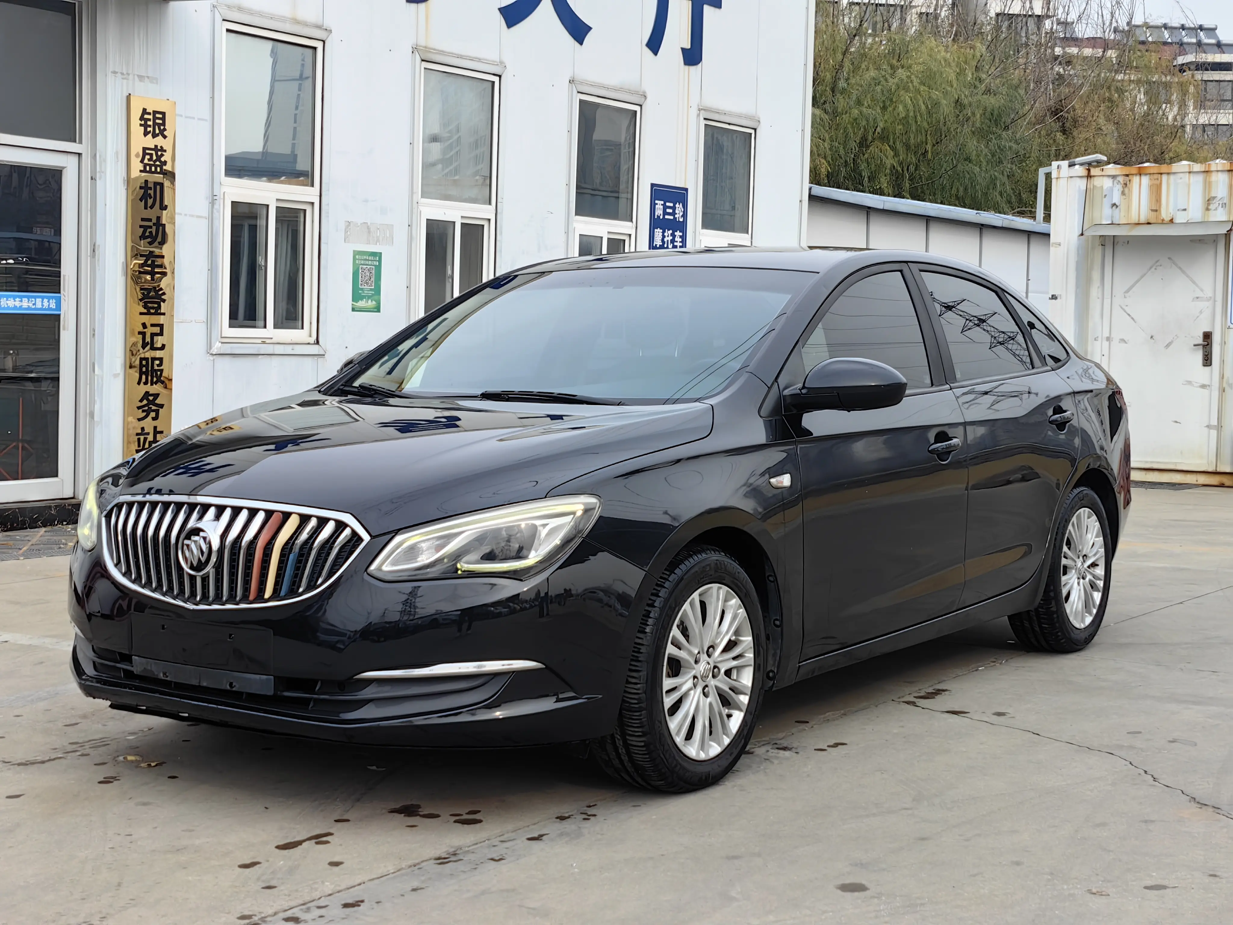 Buick Yinglang  из Китая