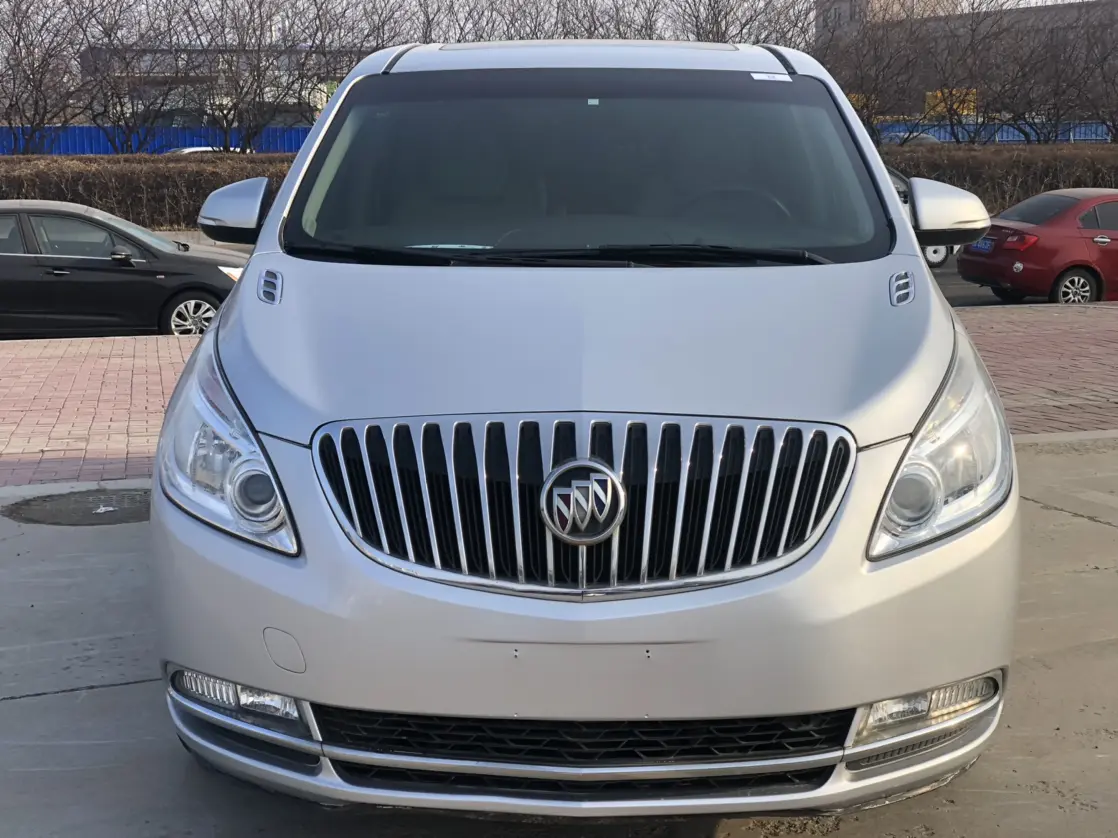 Buick GL8  из Китая