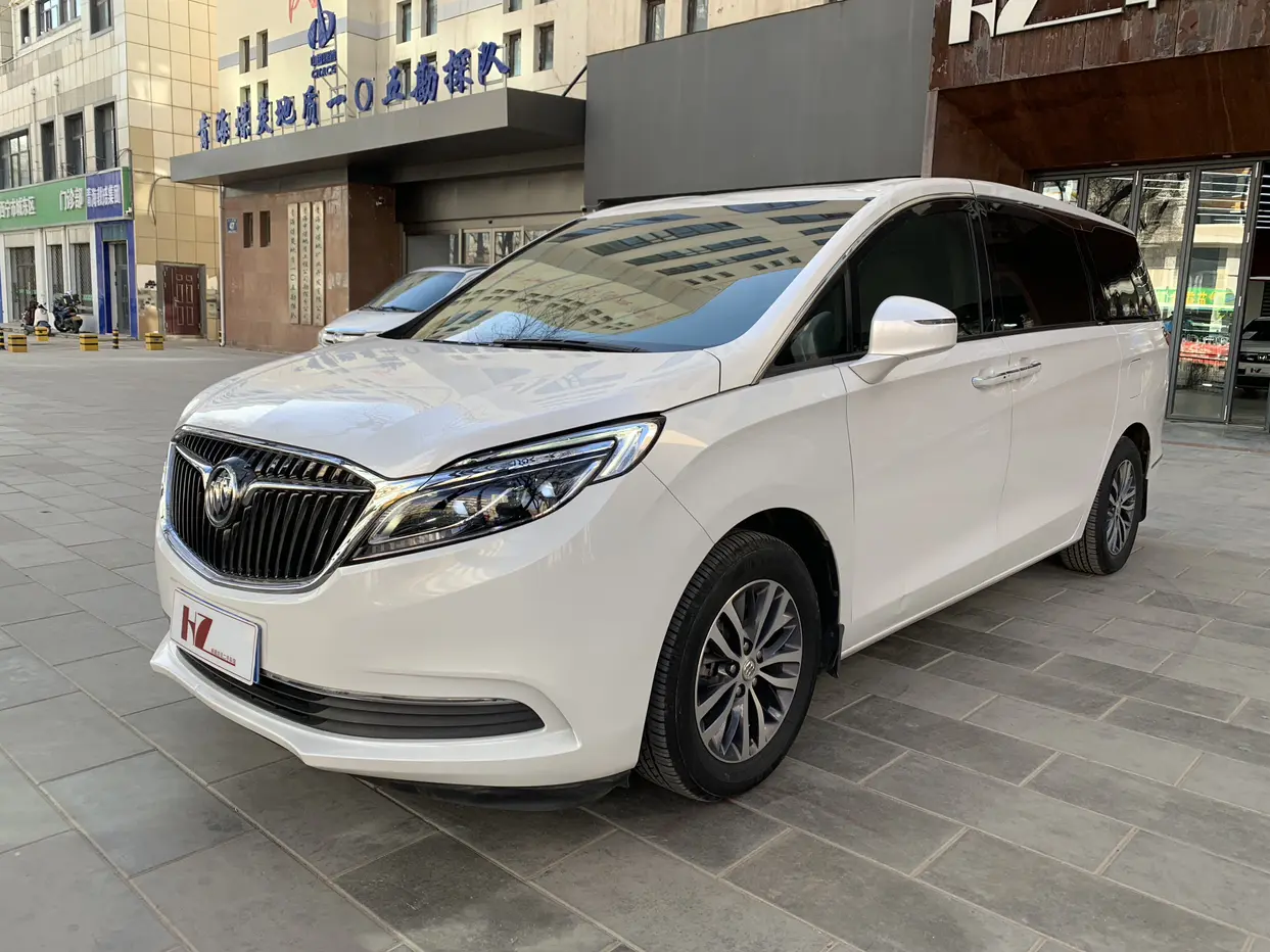 Buick GL8  из Китая
