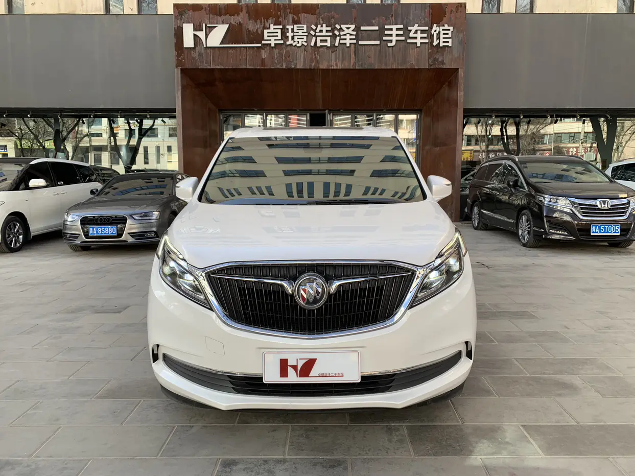 Buick GL8  из Китая