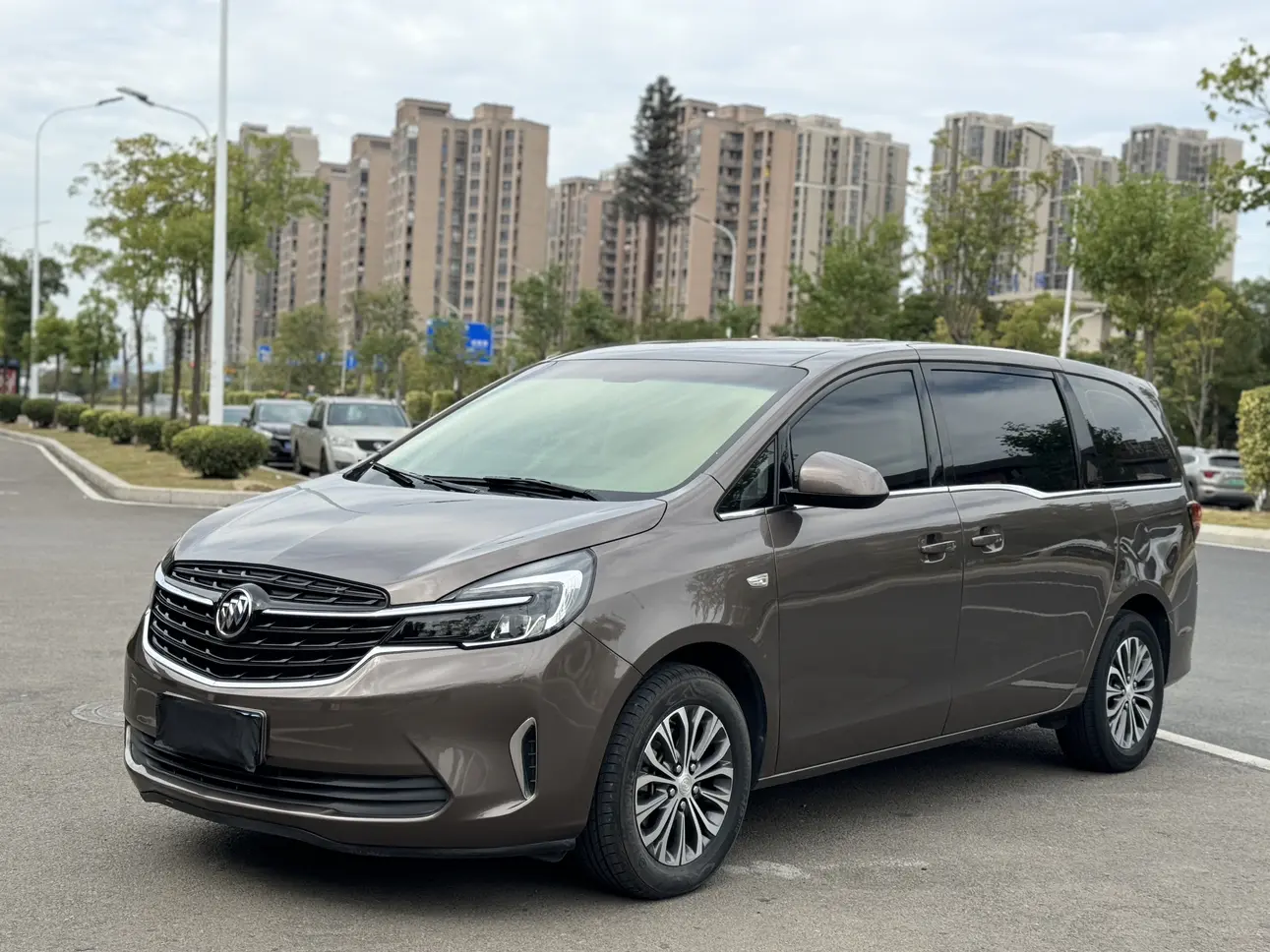 Buick GL8  из Китая