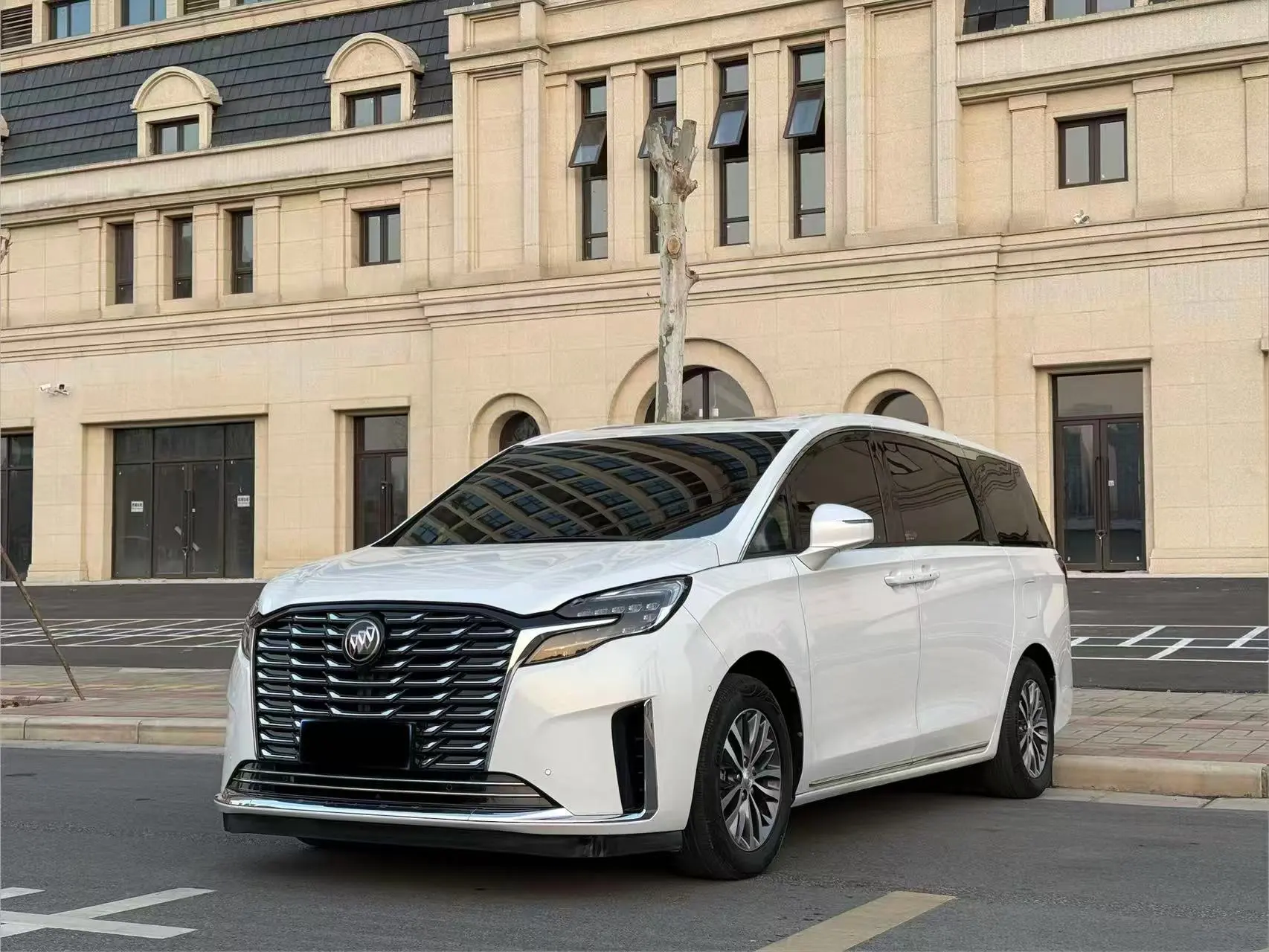 Buick GL8  из Китая