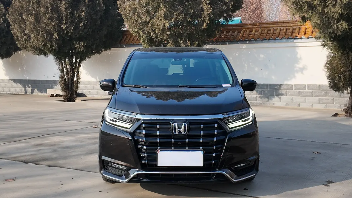 Honda Elysion (Alison)  из Китая