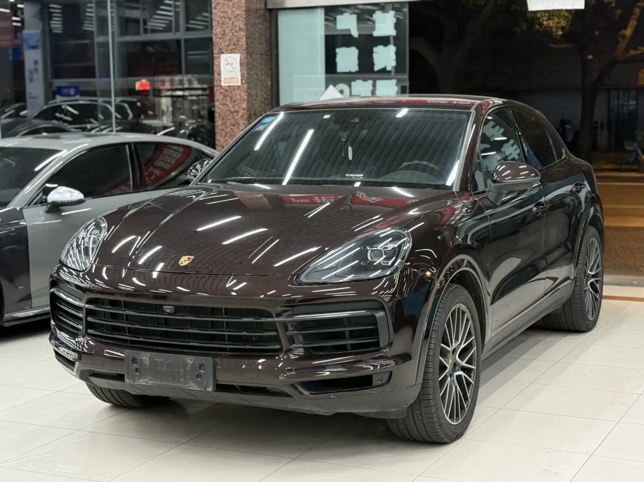 Porsche Cayenne Coupe  из Китая