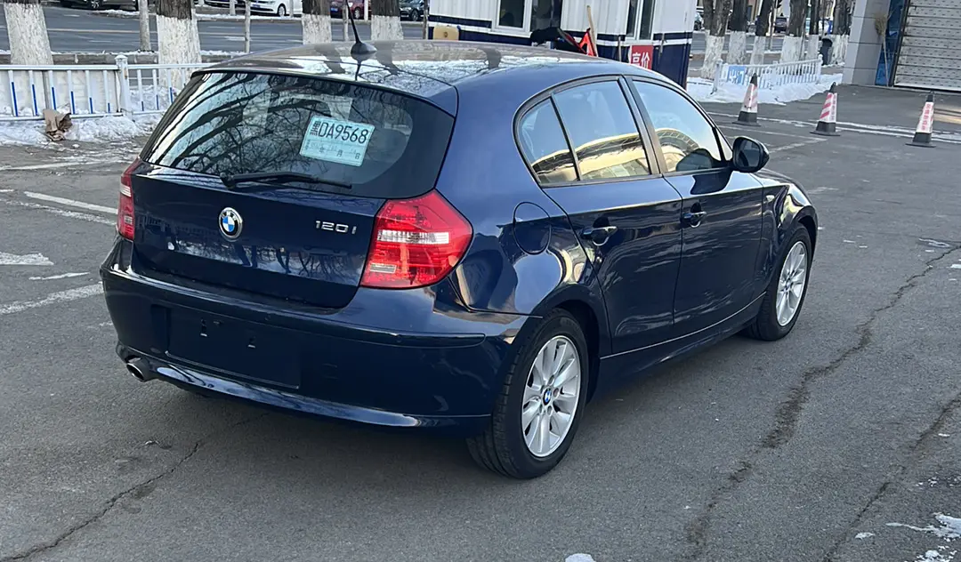 BMW 1 Series  из Китая