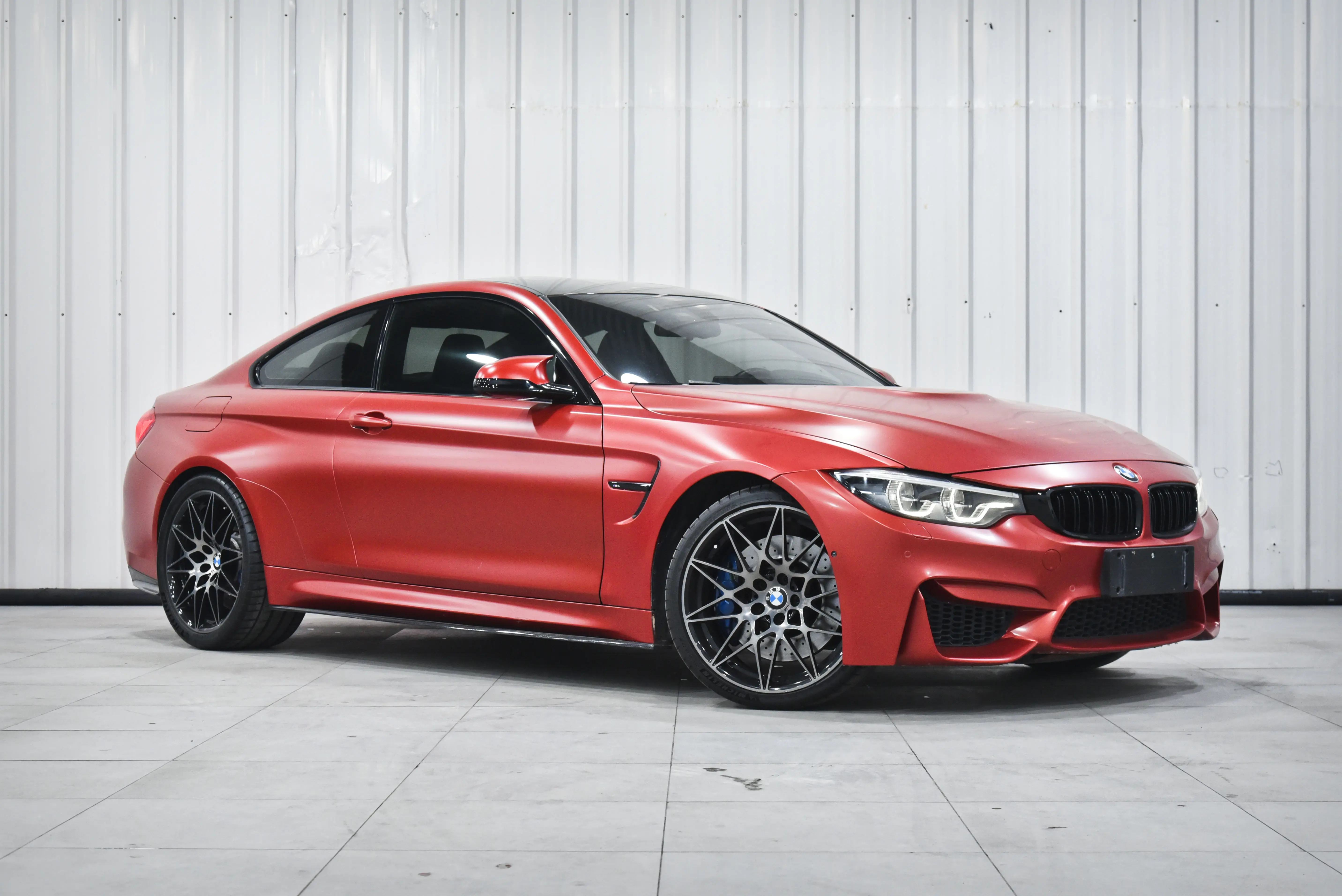 BMW M4  из Китая