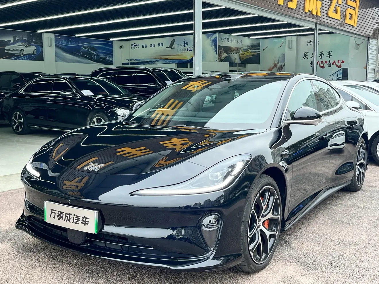 Zhiji L6  из Китая