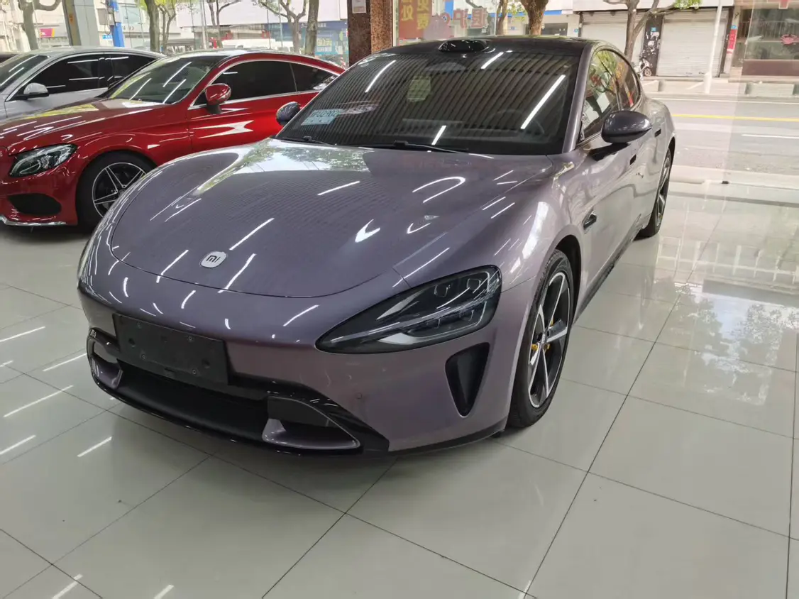 Xiaomi car Xiaomi SU7  из Китая