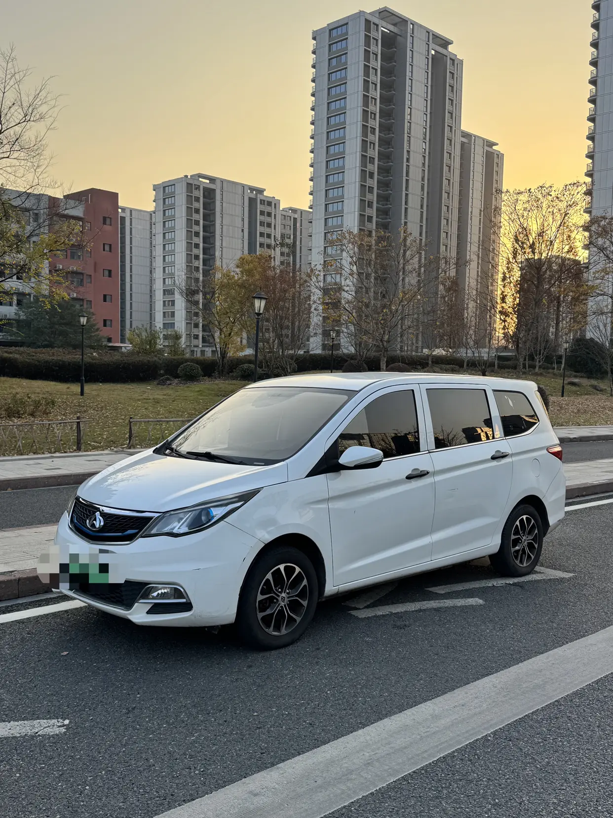 Changan Kaicene Changan Auchan A600 EV  из Китая