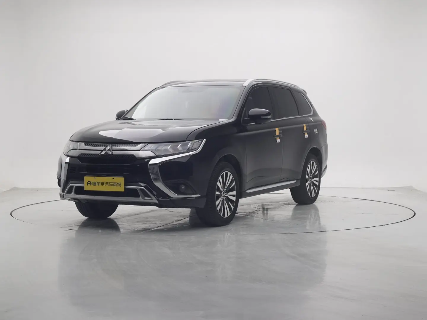 Mitsubishi Outlander  из Китая