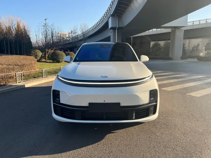 Lixiang L7