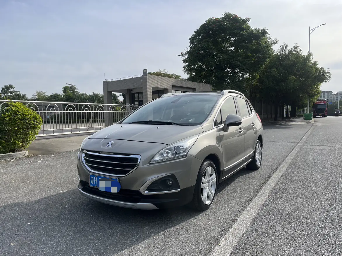 Peugeot 3008  из Китая