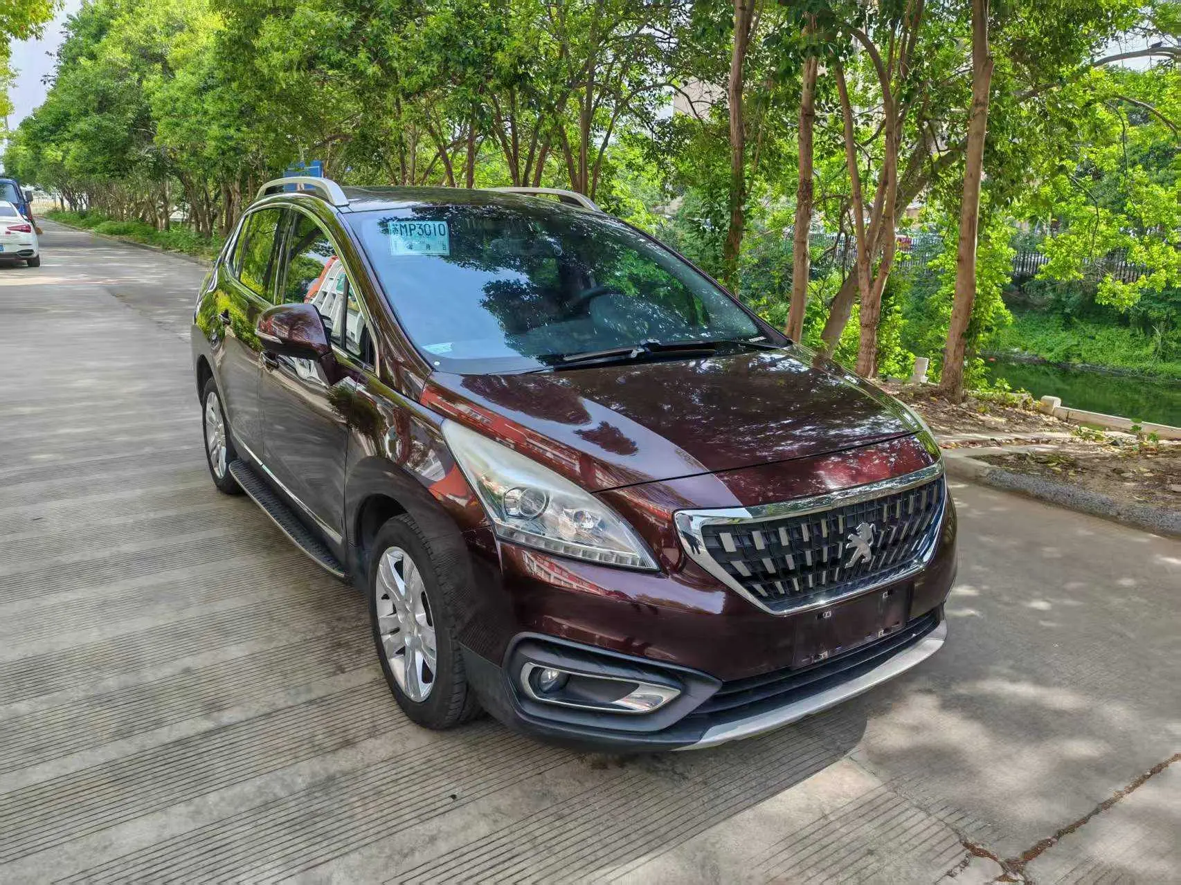Peugeot 3008  из Китая