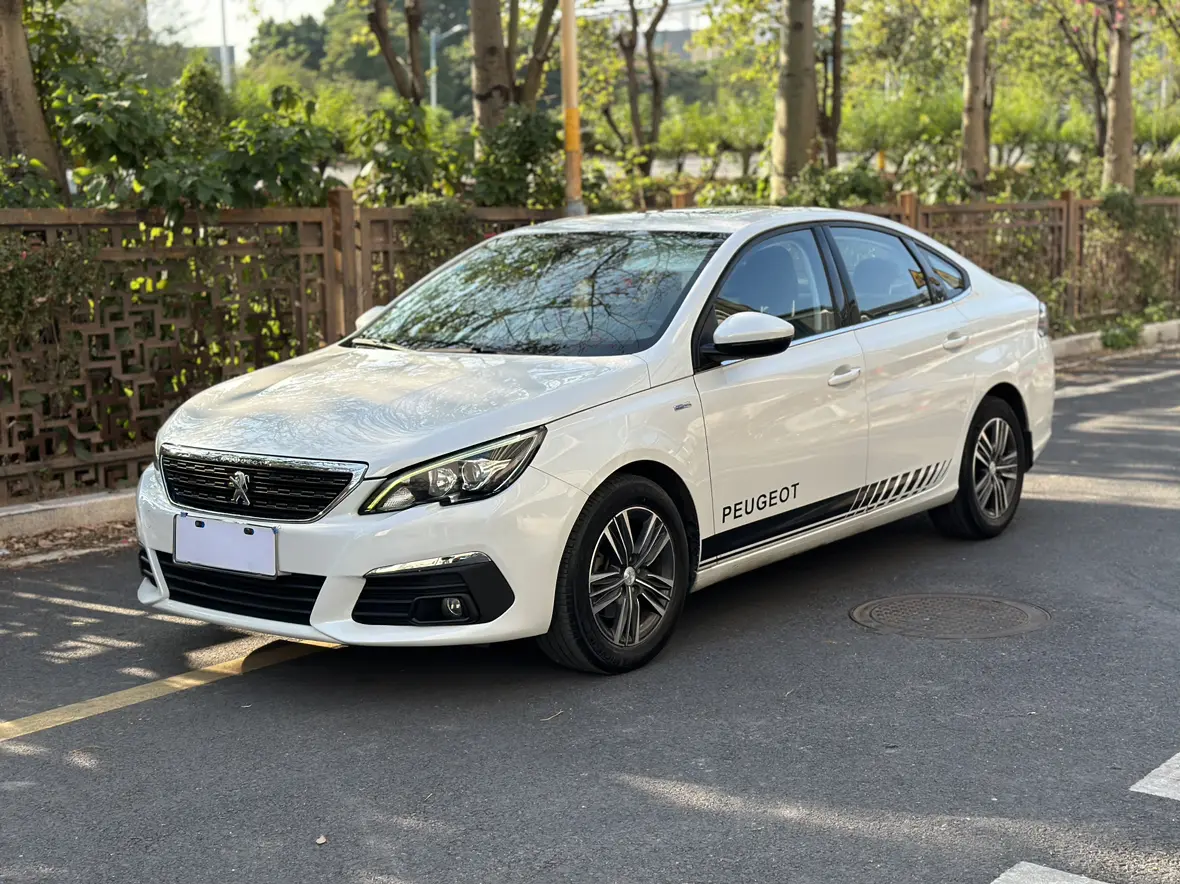 Peugeot 308  из Китая