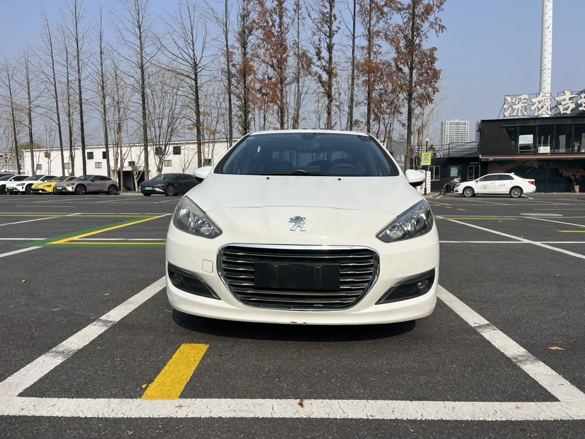 Peugeot 308  из Китая