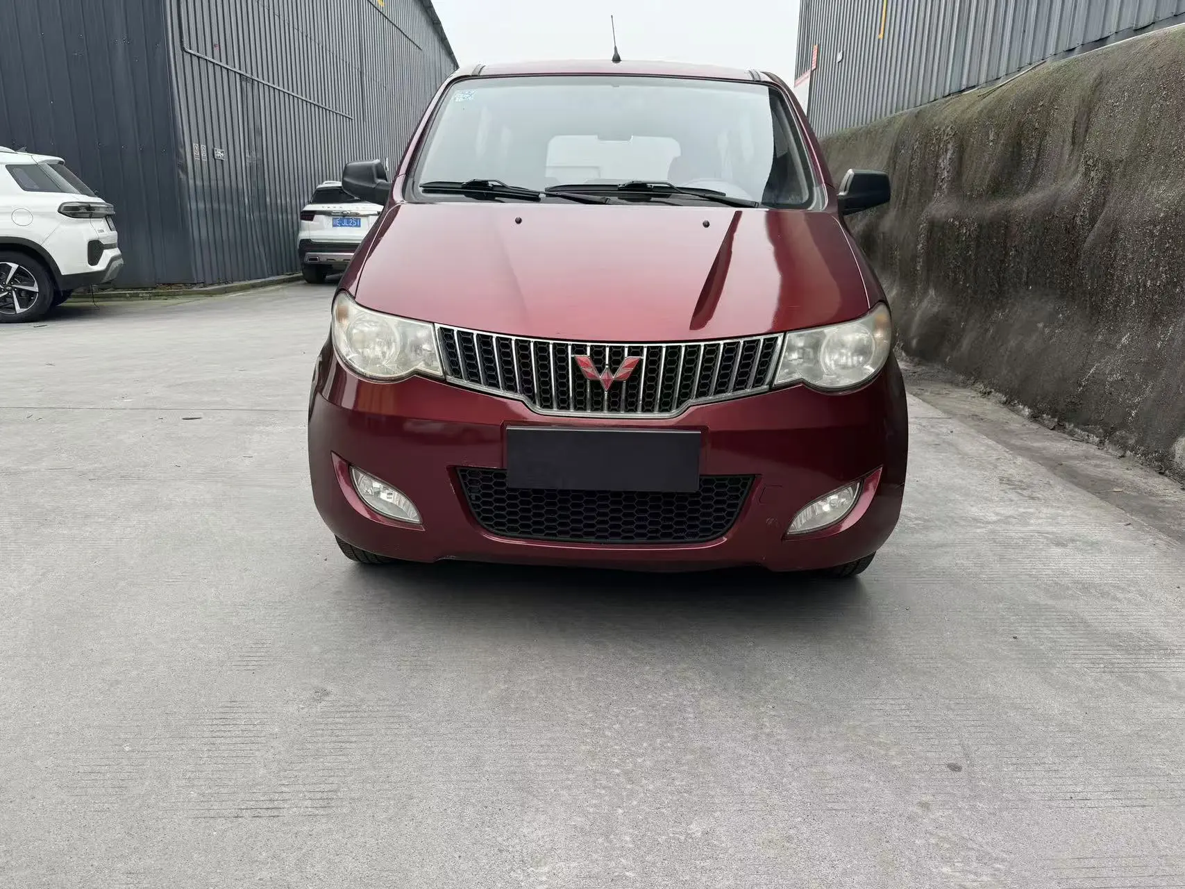 Wuling Hongguang  из Китая