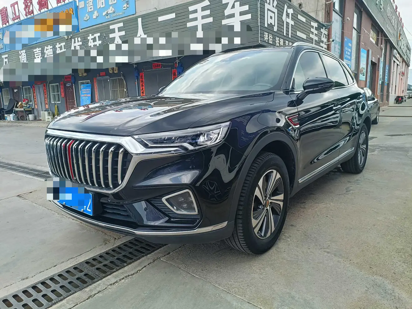Hongqi HS5  из Китая