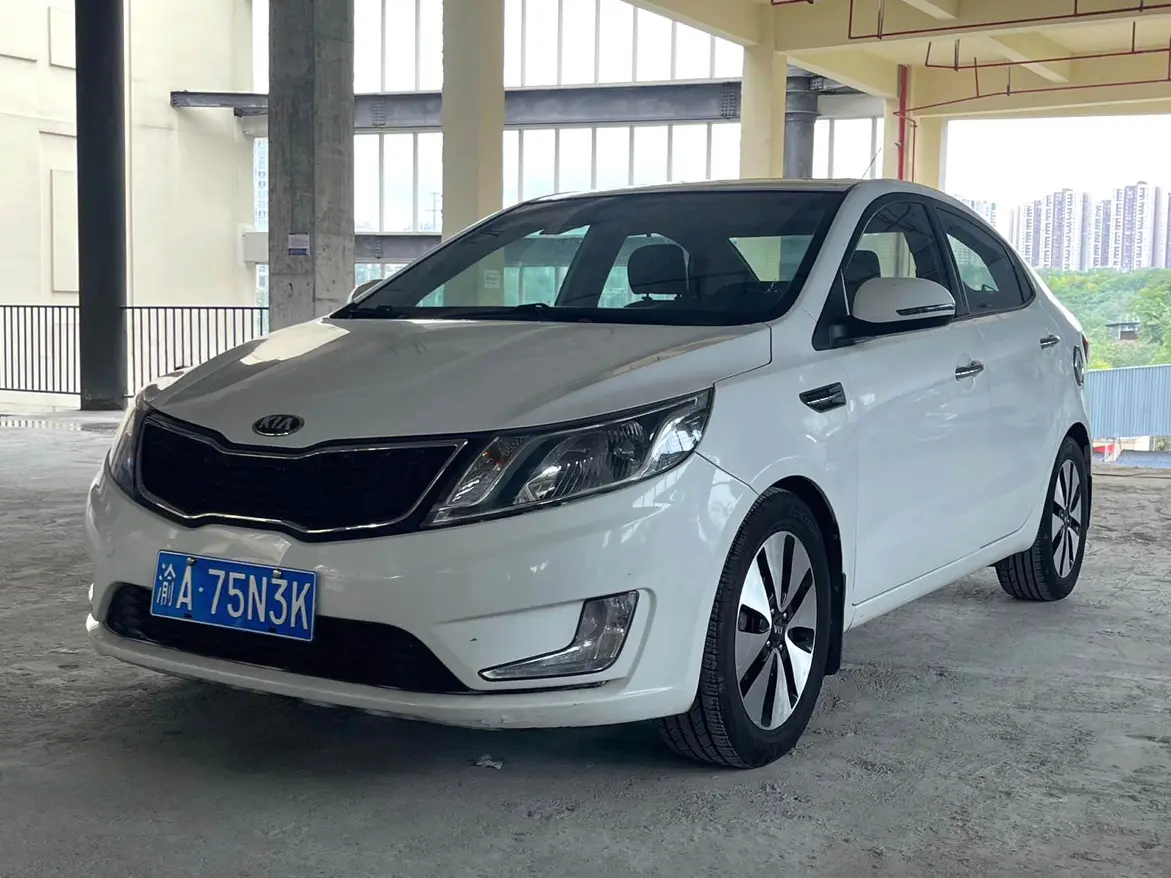 Kia K2  из Китая