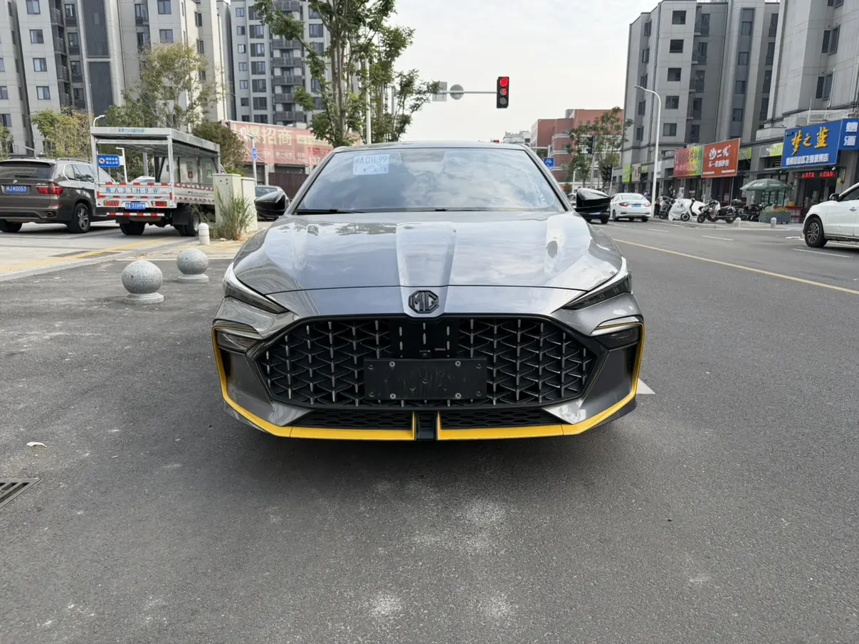 MG 6  из Китая