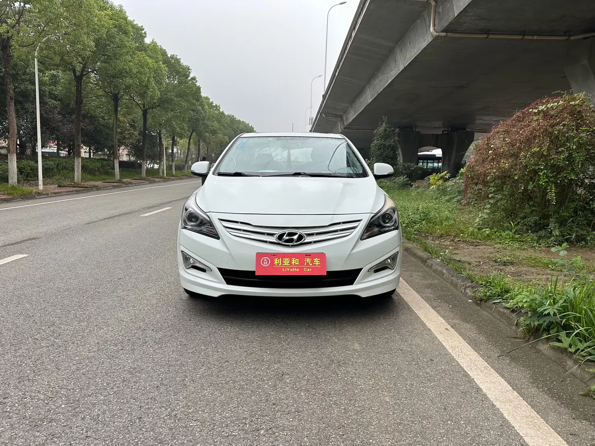 Hyundai Verna (Rena)  из Китая
