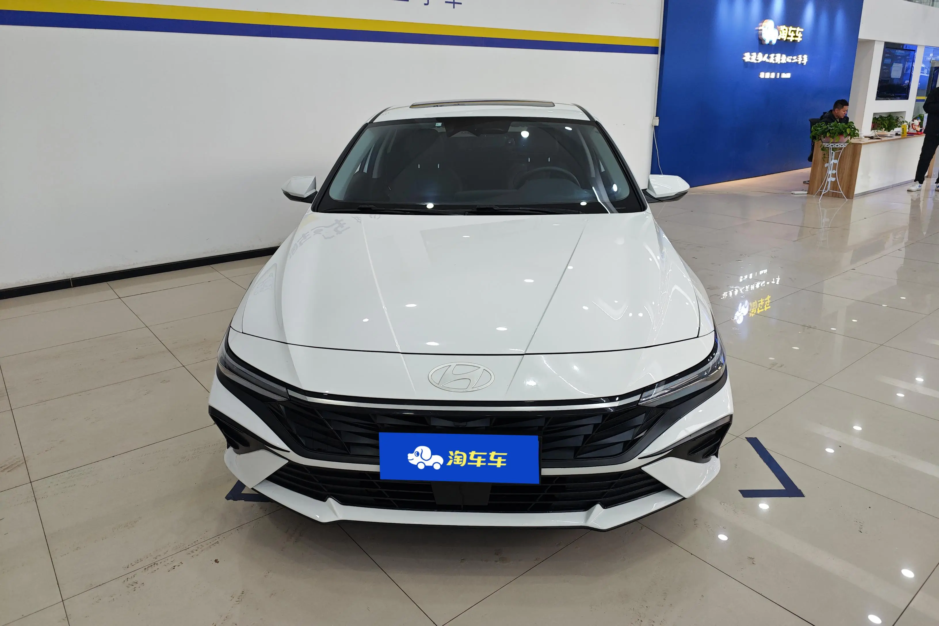 Hyundai Elantra  из Китая