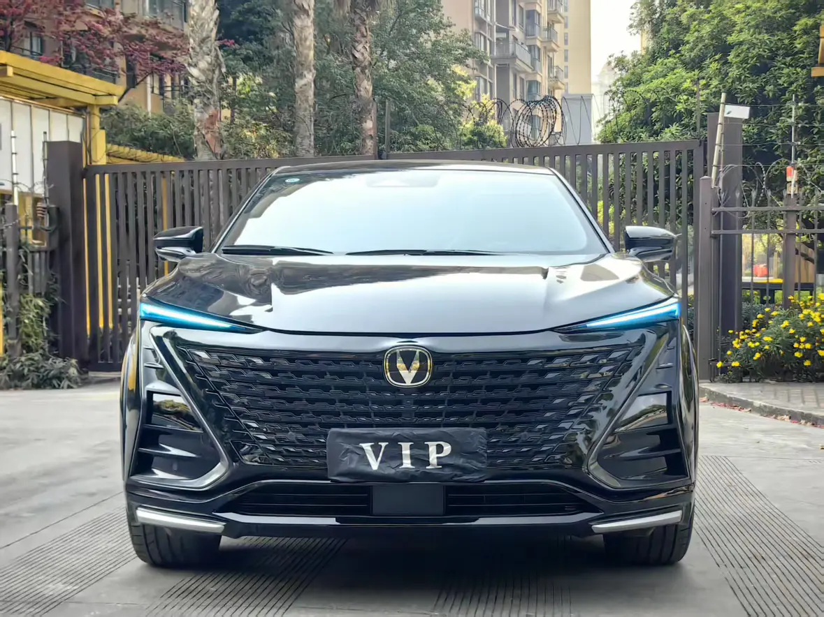 Changan UNI-T  из Китая