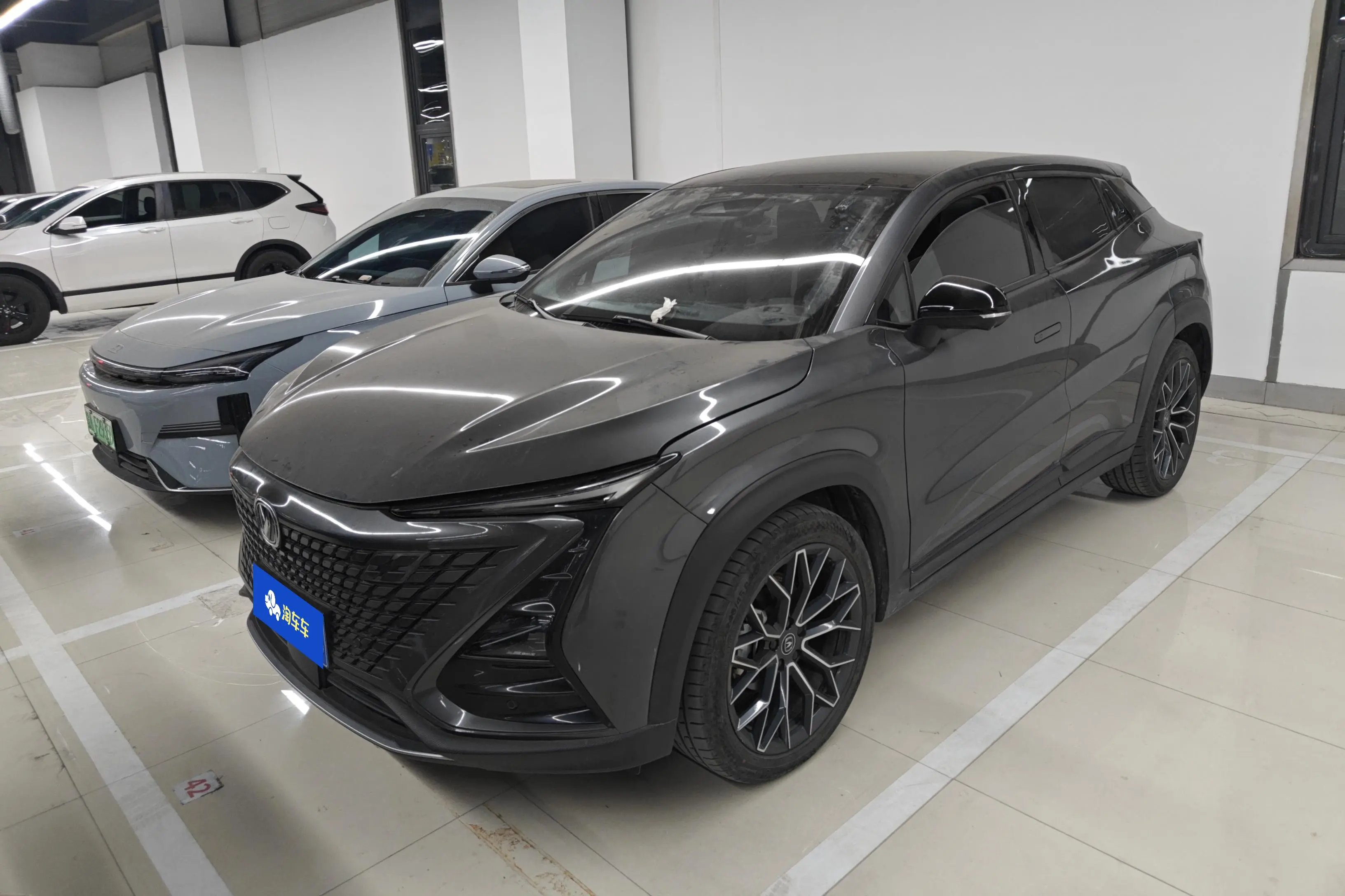 Changan UNI-T  из Китая