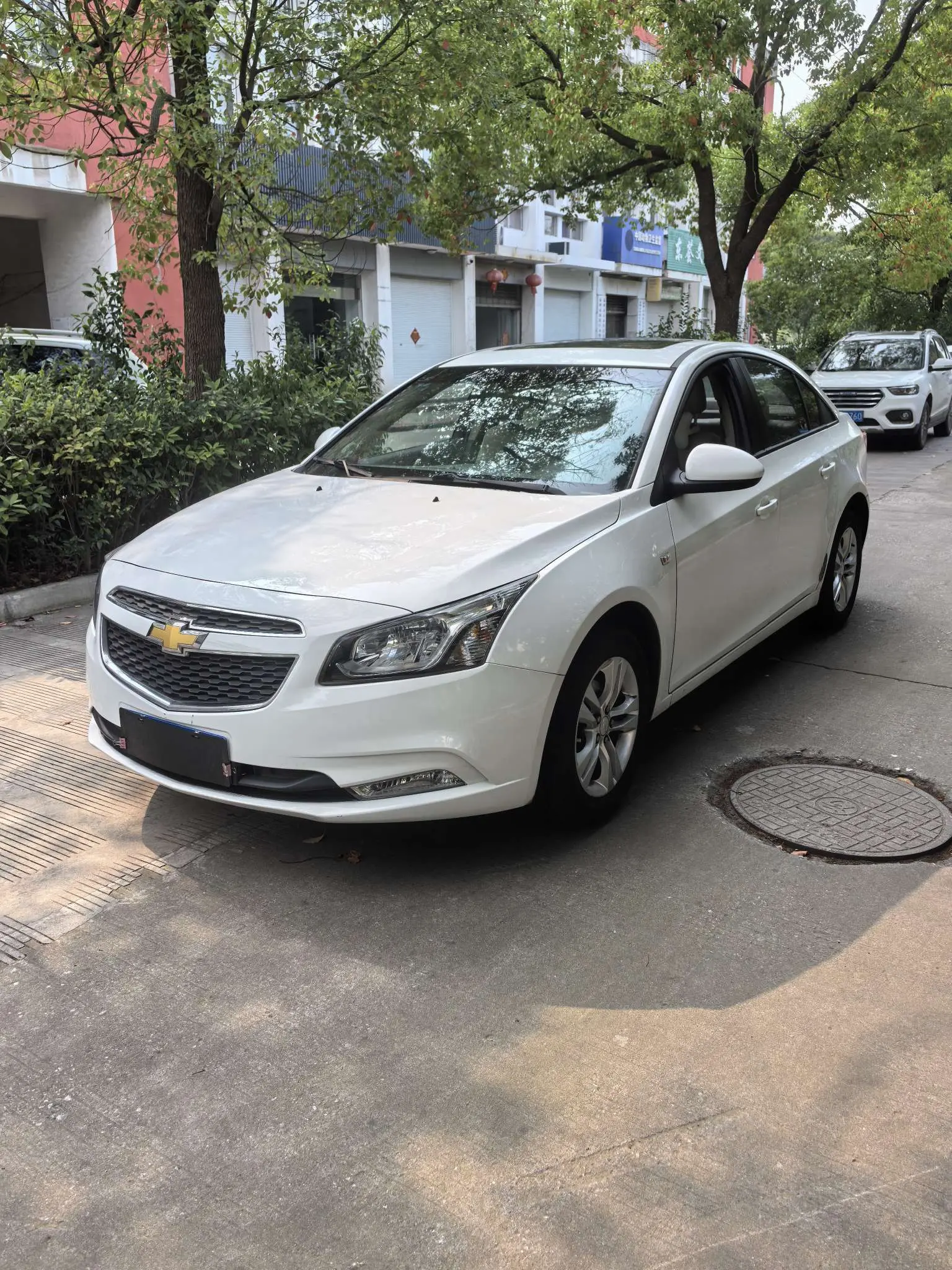 Chevrolet Monza (Cruze)  из Китая