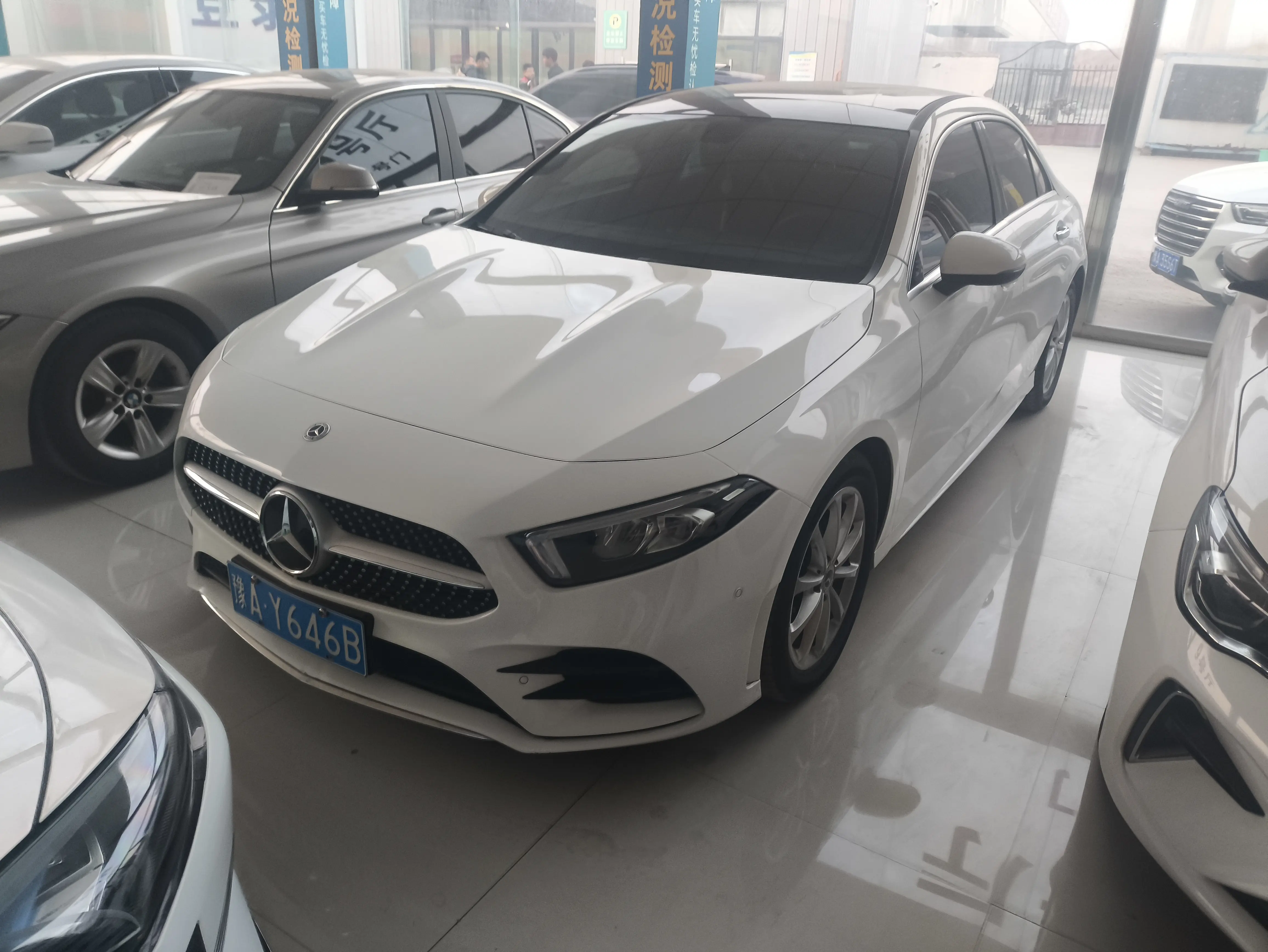 Mercedes-Benz Mercedes Benz A Class  из Китая
