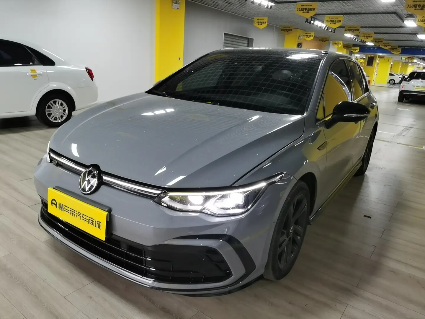 Volkswagen Golf  из Китая