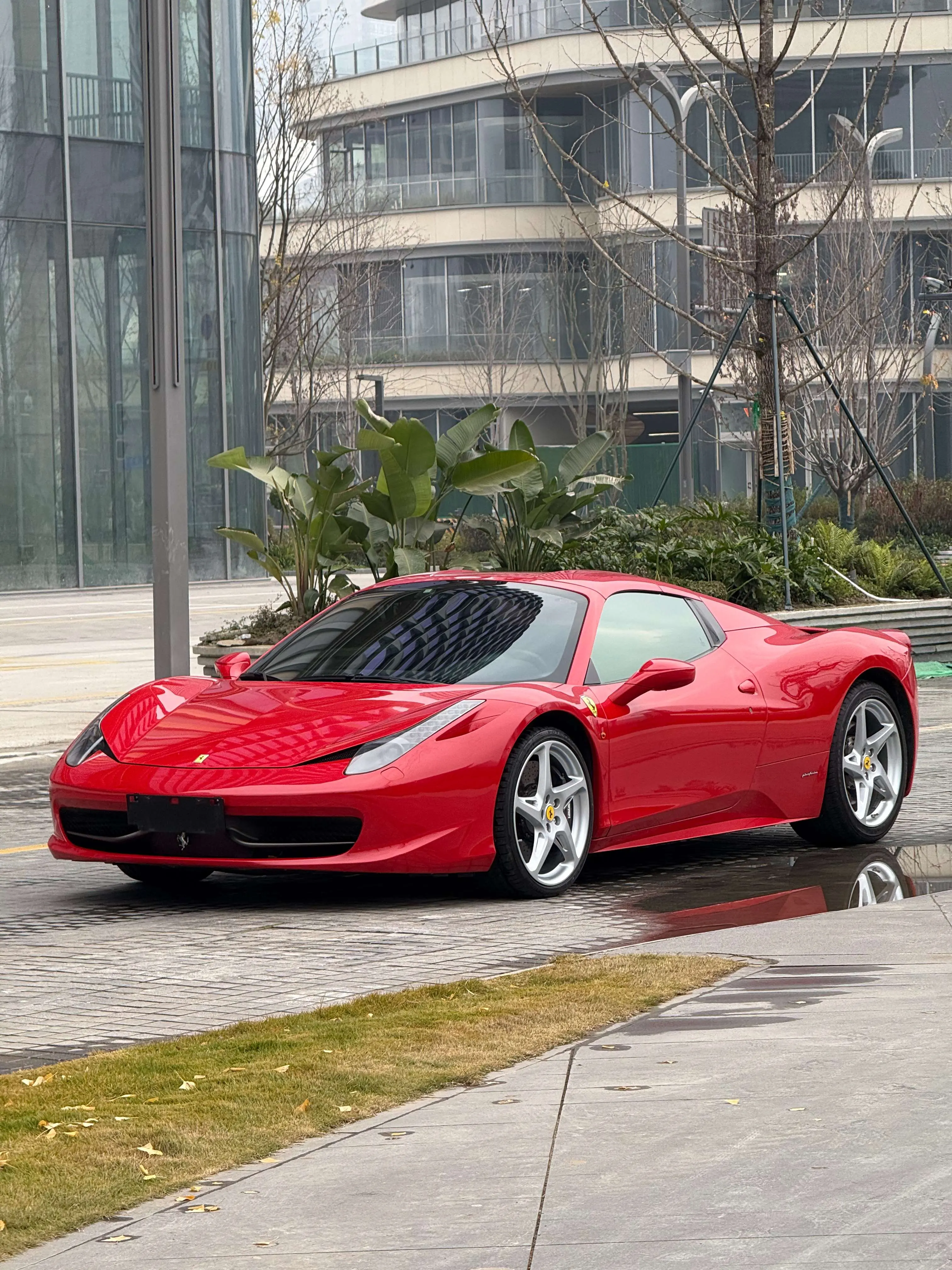 Ferrari 458  из Китая
