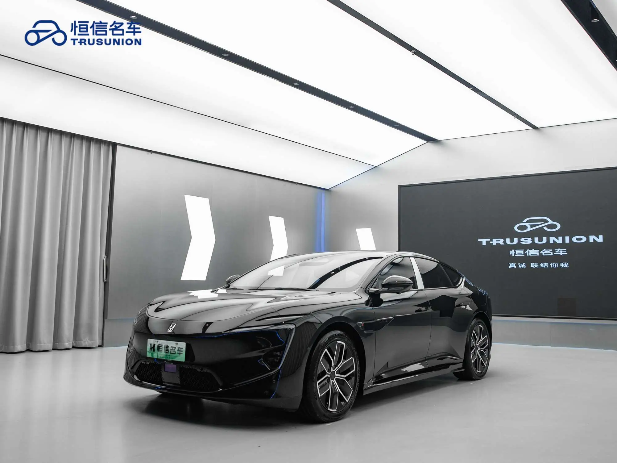 AVATR 12  из Китая