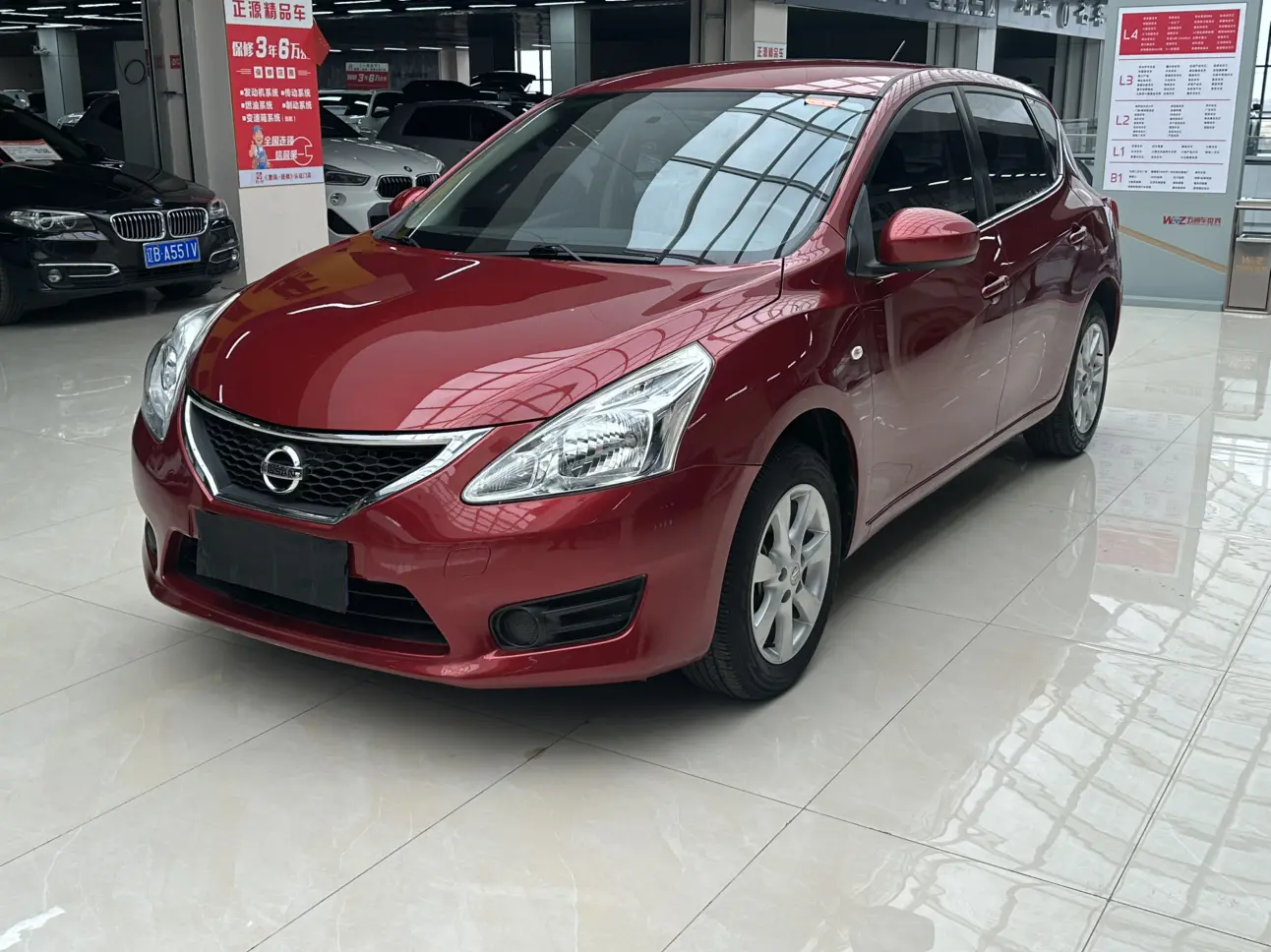 Nissan Tiida  из Китая